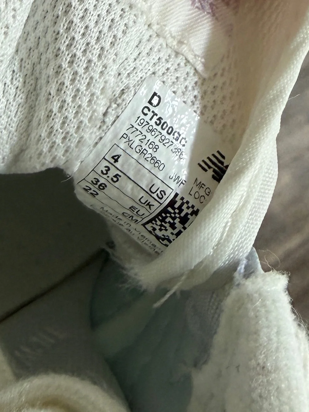 New Balance T500 'Reflection Light Arctic Grey' sz 4